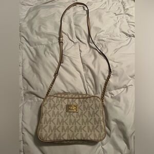 Michael Kors Crossbody Bag